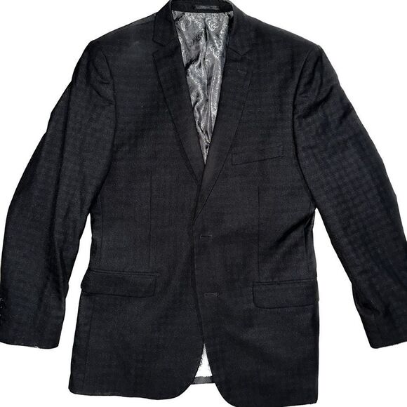 Absolutely stunning blazer truly unique piece.